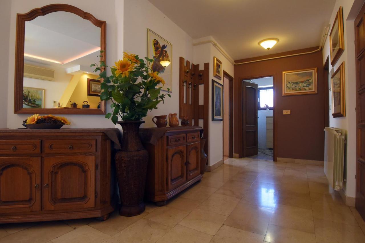 Appartamento Gallery Premium 99 Near Ammphiteatre With Garage 5 Days And More Gratis Pola Esterno foto