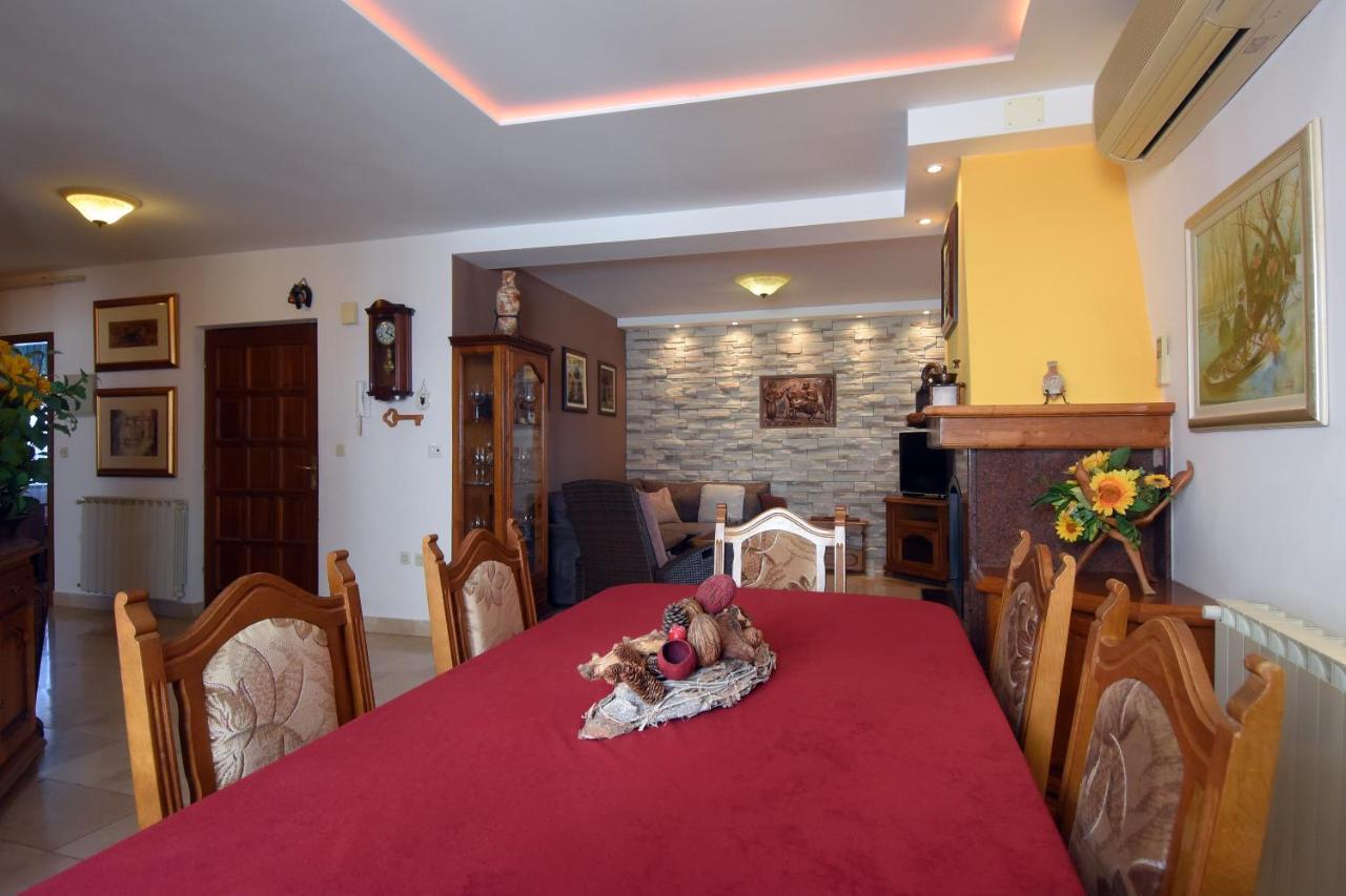 Appartamento Gallery Premium 99 Near Ammphiteatre With Garage 5 Days And More Gratis Pola Esterno foto