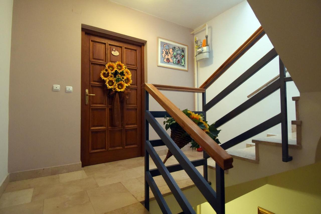 Appartamento Gallery Premium 99 Near Ammphiteatre With Garage 5 Days And More Gratis Pola Esterno foto
